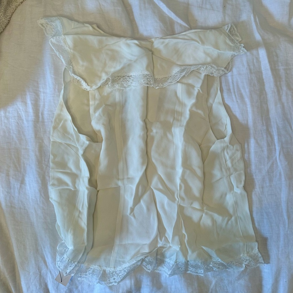 NWT Reformation Clarisse top - size 8 - Picture 3 of 3